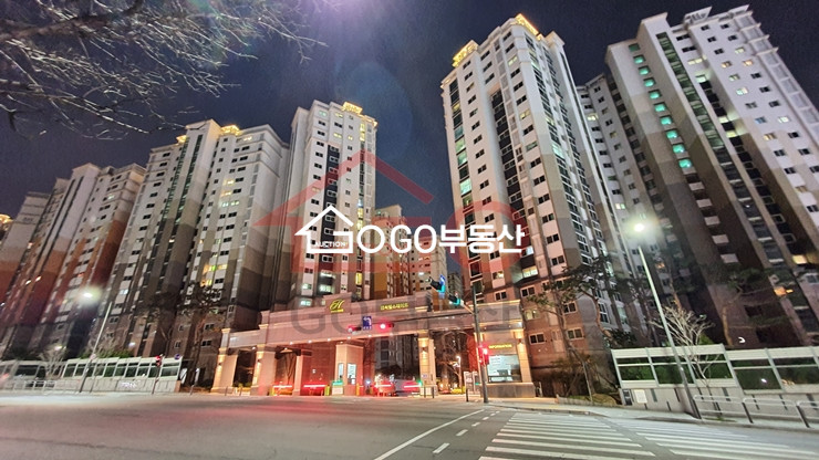 서울 강서구 화곡동 강서힐스테이트 24평 정남향,확장,정원뷰,입주가능 매매 매물번호 10792 사진 2